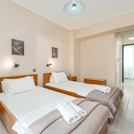 Hotel Aura Laganas Esterno foto